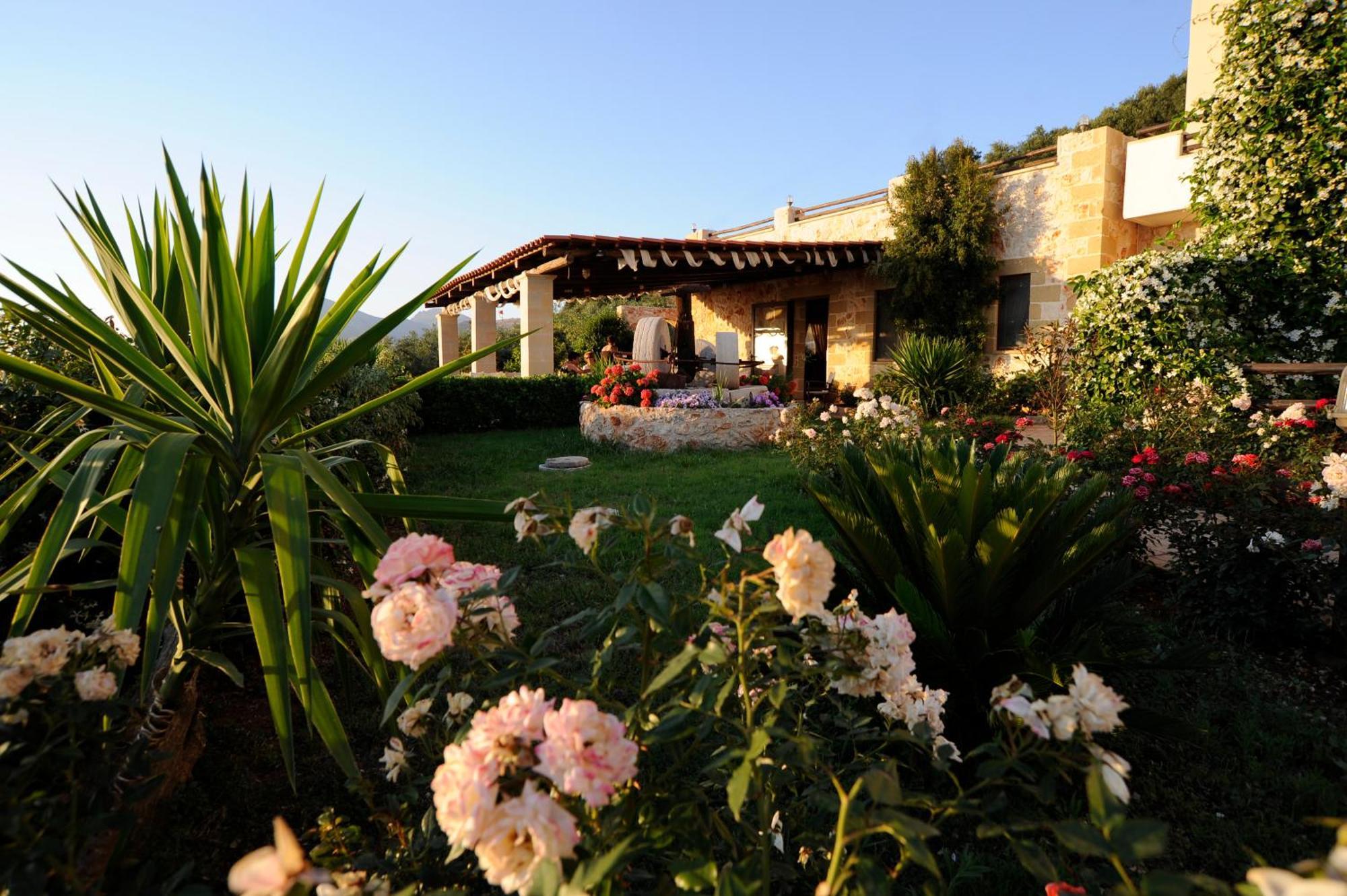 Appart hôtel Kavousi 3*